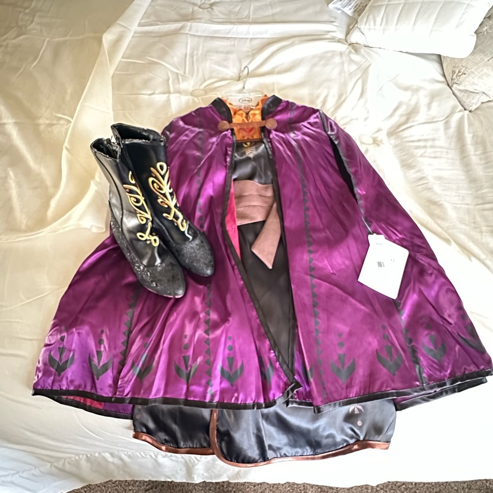 Disney Purple girls  Cape with Black Accents.